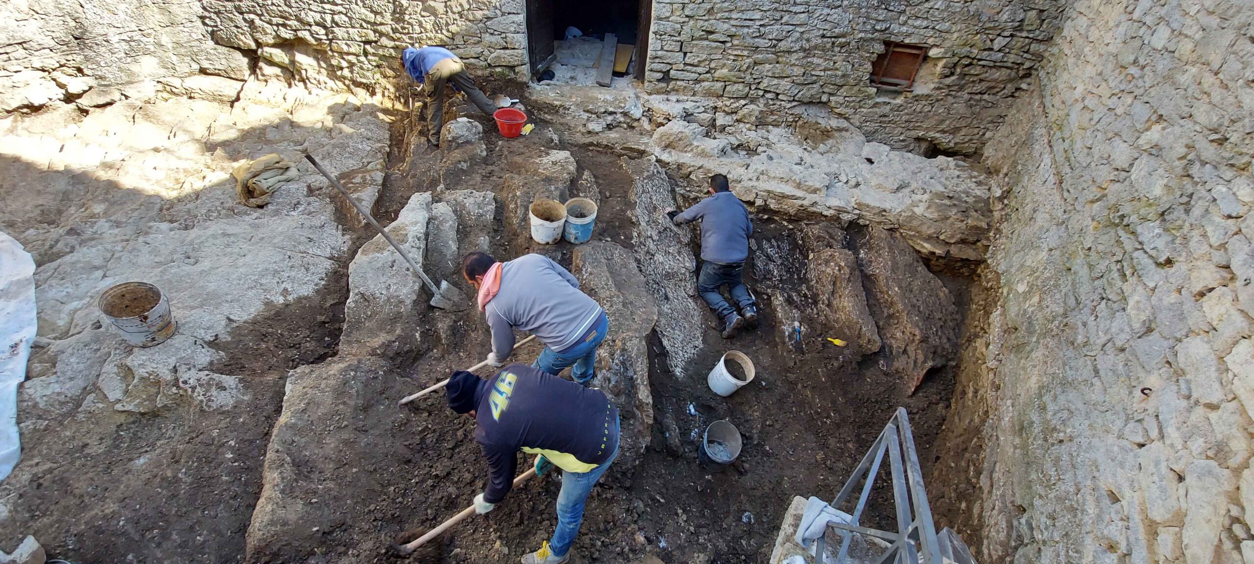 San Marino. Conclusi i rilevamenti archeologici alla Seconda Torre. Scoperti i resti di una poderosa struttura muraria