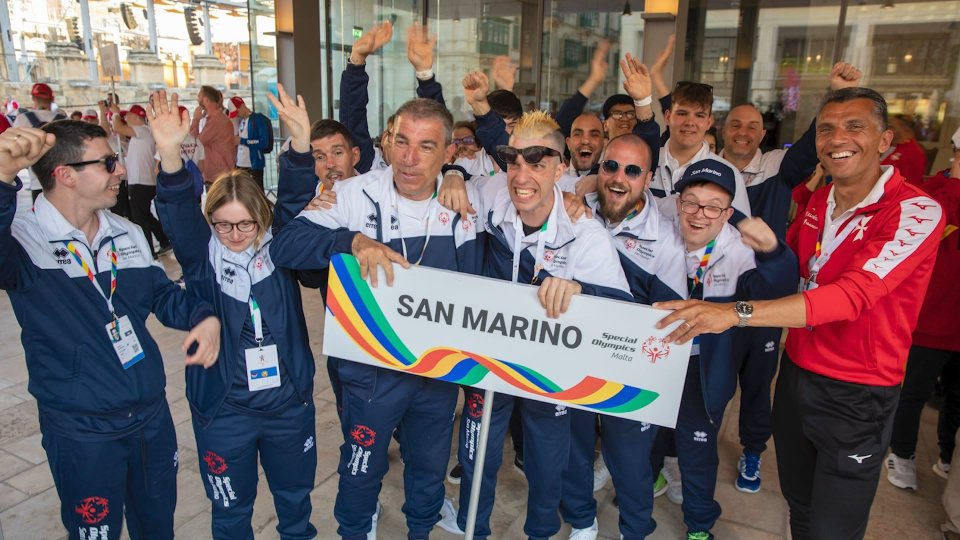 Successo di San Marino agli Invitational Games di Malta, il segretario Lonfernini si congratula con gli Special Olympics