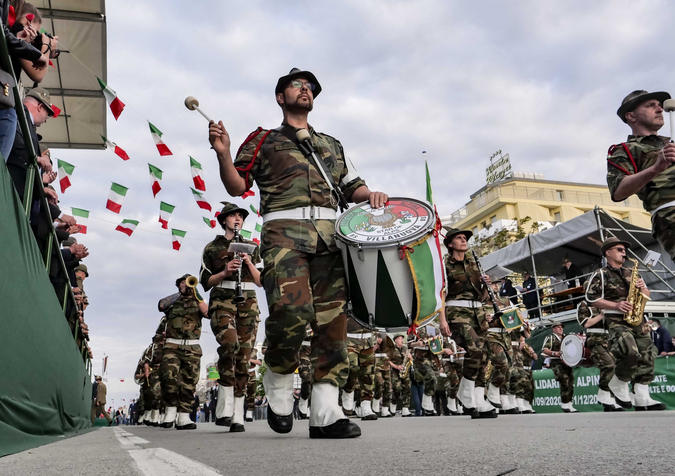 Il Comune di Rimini: “Abbiamo vinto la sfida di portare al mare gli Alpini per un’Adunata storica”