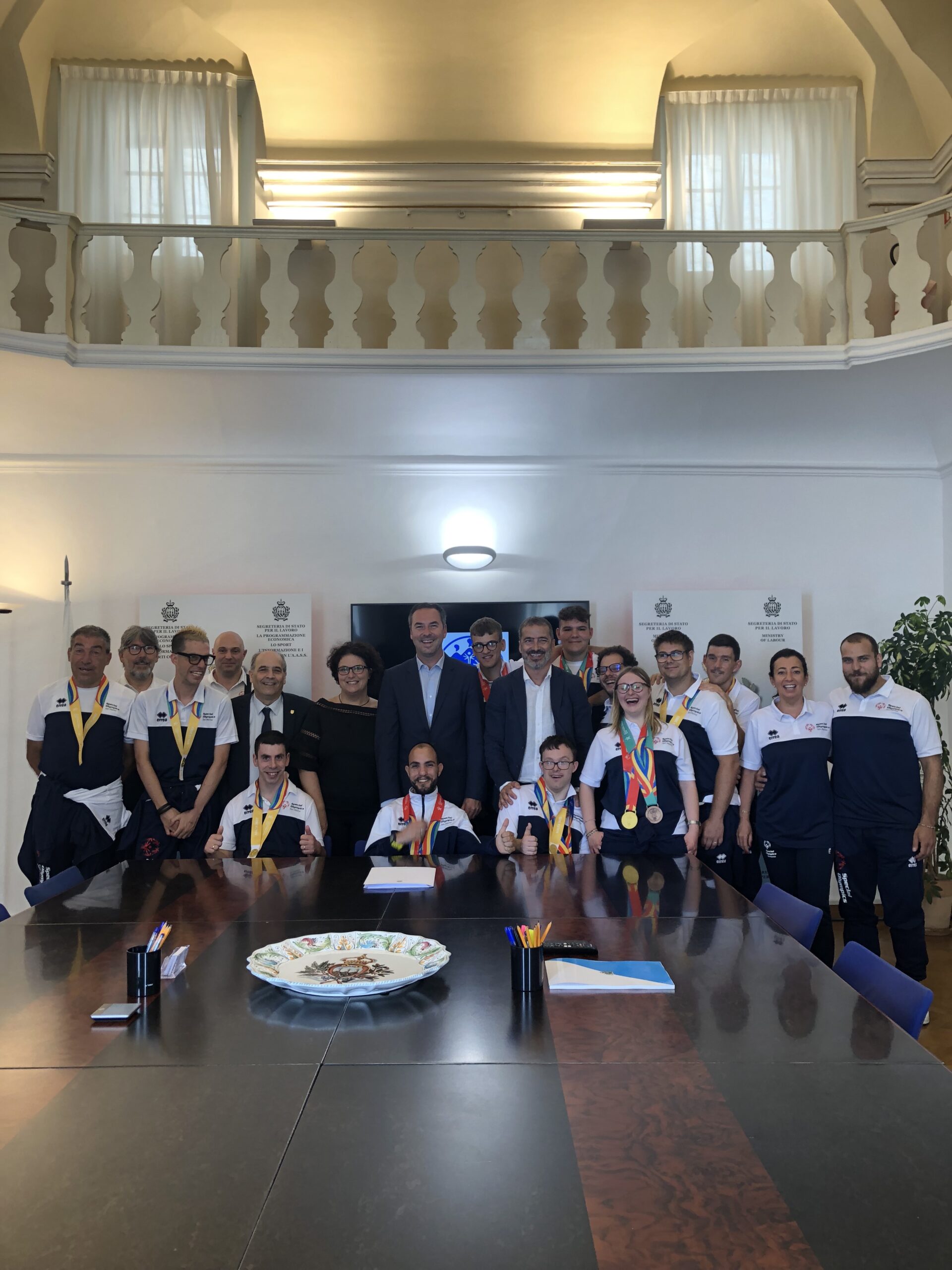 San Marino. Il segretario Lonfernini ha ricevuto in udienza gli atleti Special Olympics vittoriosi a Malta