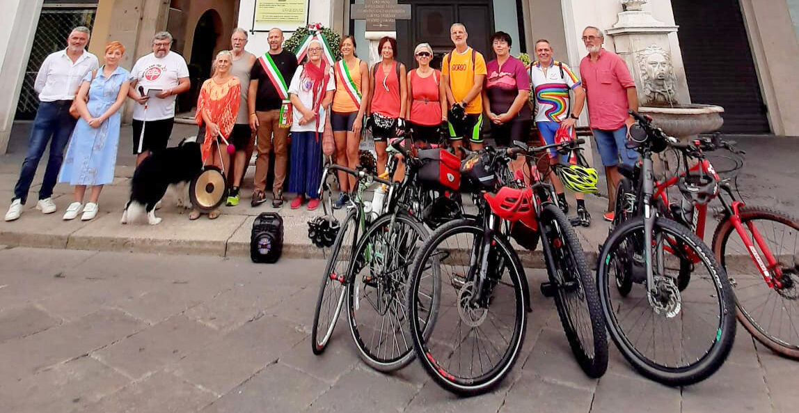 Da Brescia a San Marino in bici nel nome della Pace. Presente all’arrivo domani anche la delegazione del Green Festival