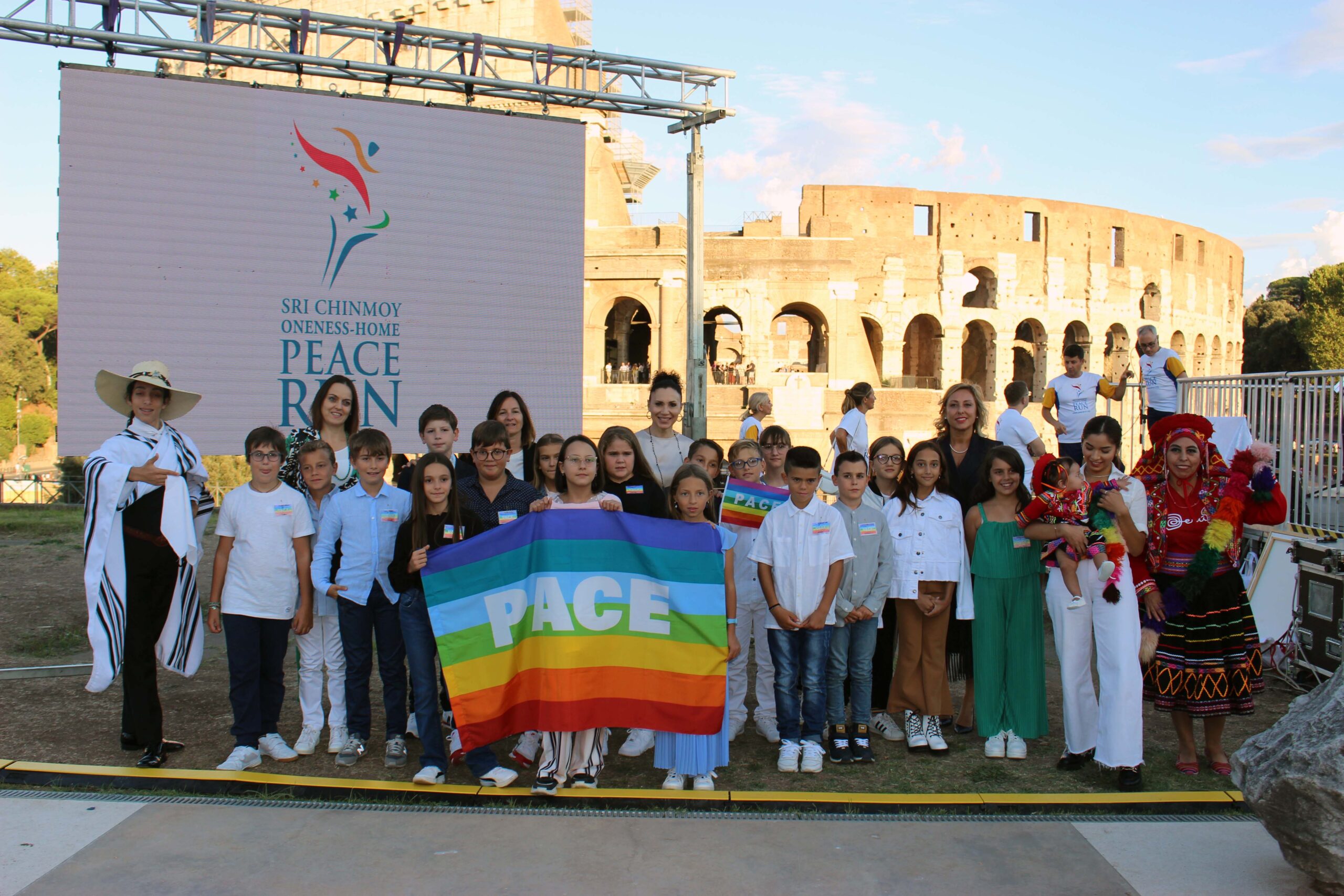 “Colors of Peace” a Roma, presente anche la classe 5ª A della Scuola Elementare di Serravalle (San Marino)