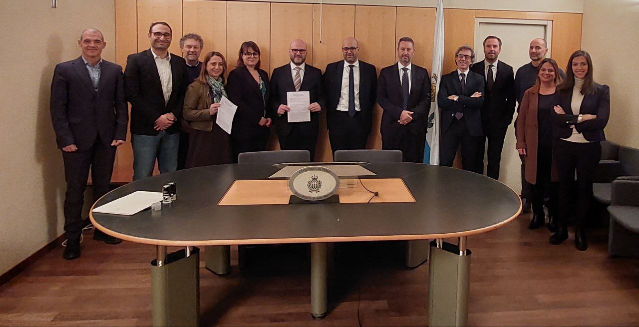 Contratto dipendenti pubblici di San Marino, doppio accordo per l’acconto sulle retribuzioni dell’1,5%