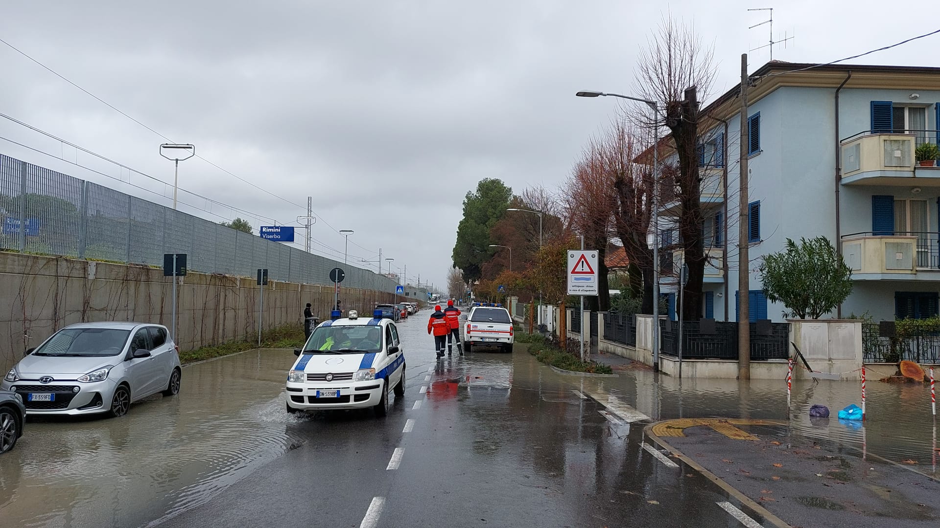 Maltempo a Rimini: chiuso per allagamento chiuso un sottopasso e interdetto l’accesso al Parco Marecchia