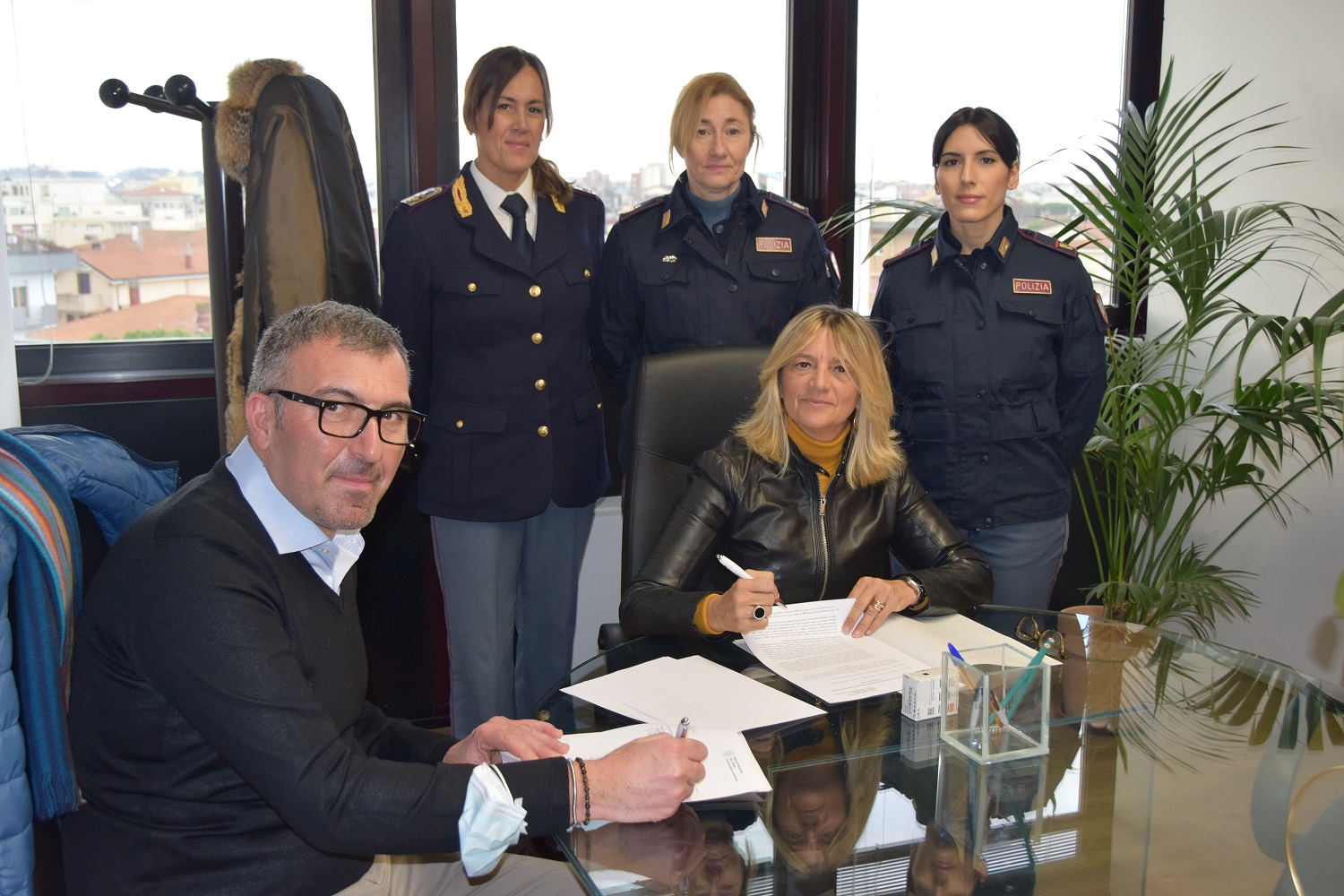 Rimini. Firmato il protocollo “Zeus” contro la violenza domestica e gli atti persecutori