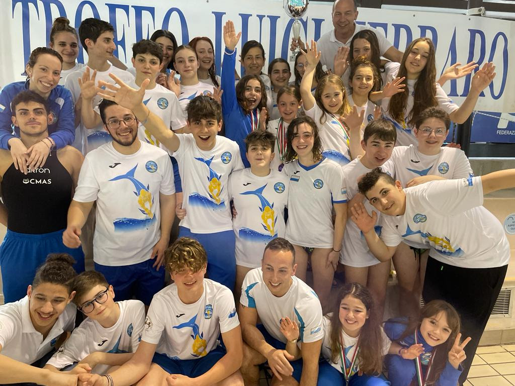 San Marino. 20 medaglie per il nuoto pinnato al Trofeo Luigi Ferraro e secondo posto di squadra