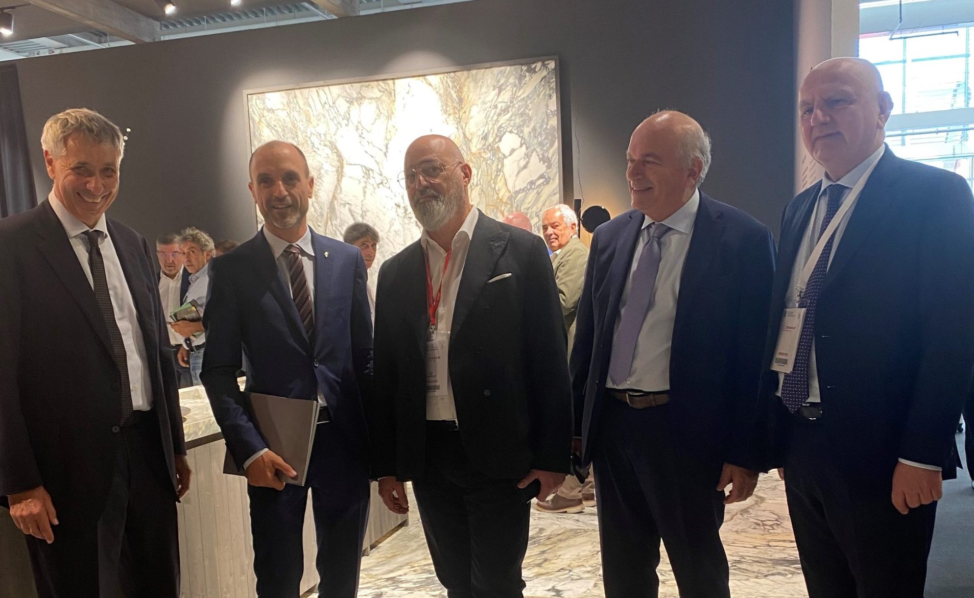 Cersai, il presidente dell’Emilia-Romagna Bonaccini in visita allo stand del Gruppo Del Conca di San Marino