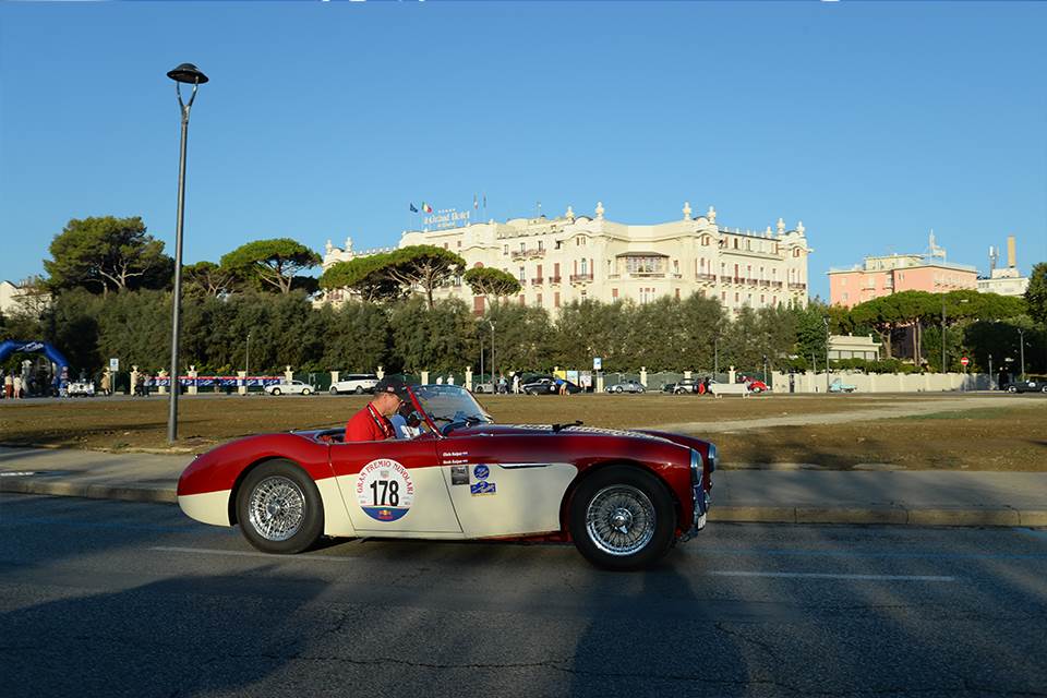 Le auto storiche del Gran Premio Nuvolari sfileranno a Rimini