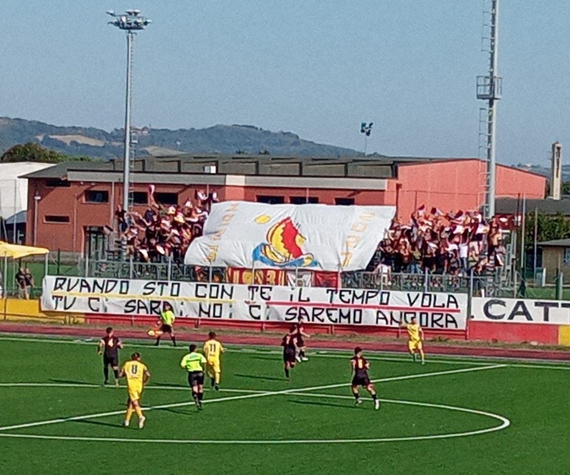 Violenza nel calcio, il Del Duca aggredito dai tifosi del Cattolica