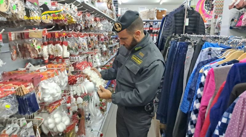 Rimini. Operazione “Natale sicuro”, GDF sequestra 9 mila prodotti