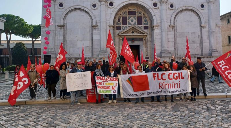 Rimini. Più collaboratori scolastici che docenti ma lo sciopero riesce: chiusi alcuni plessi